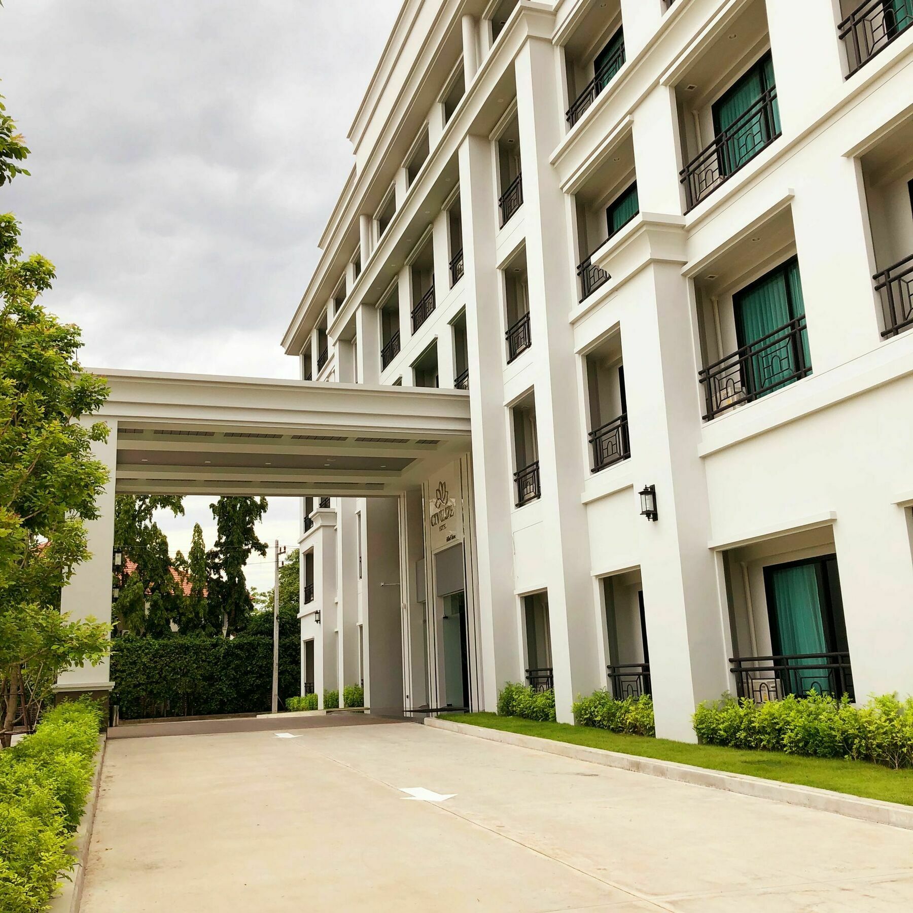 Civilize Hotel Udon Thani Exterior photo